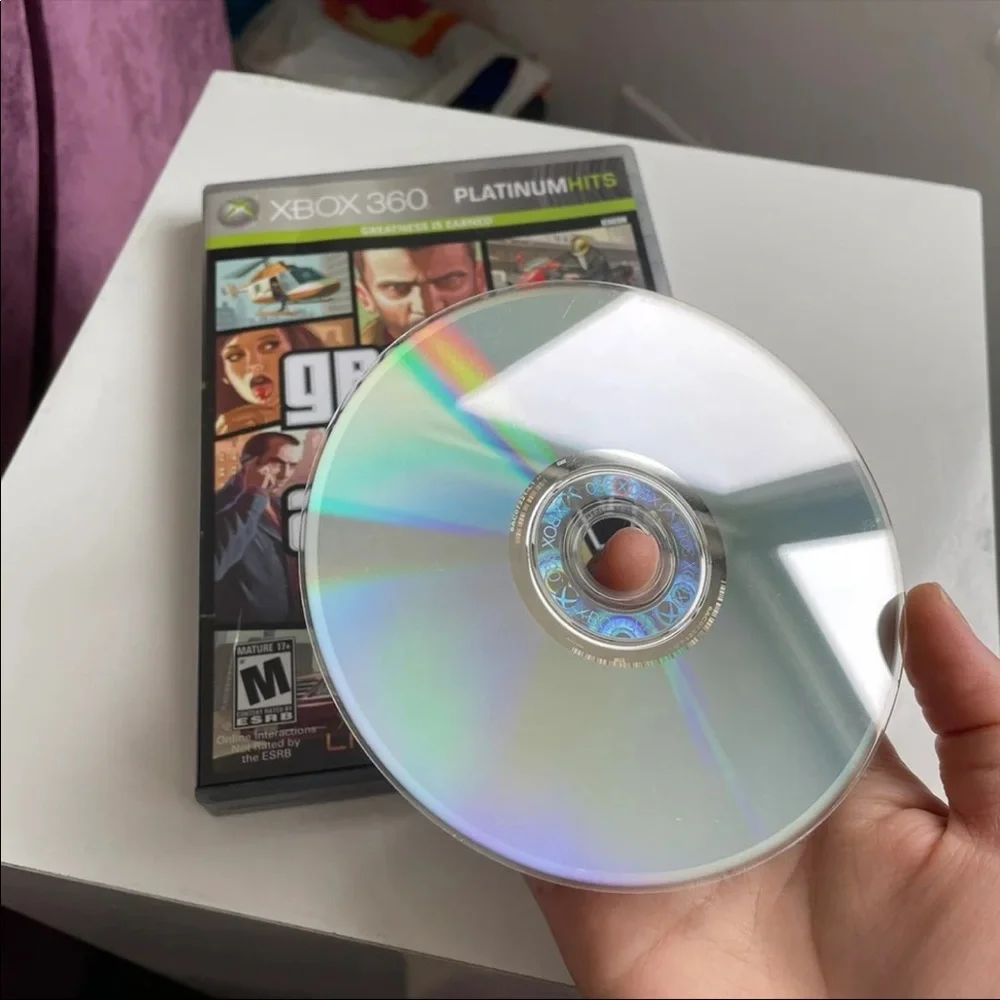 Grand Theft Auto IV on XBox 360 platinum hits.